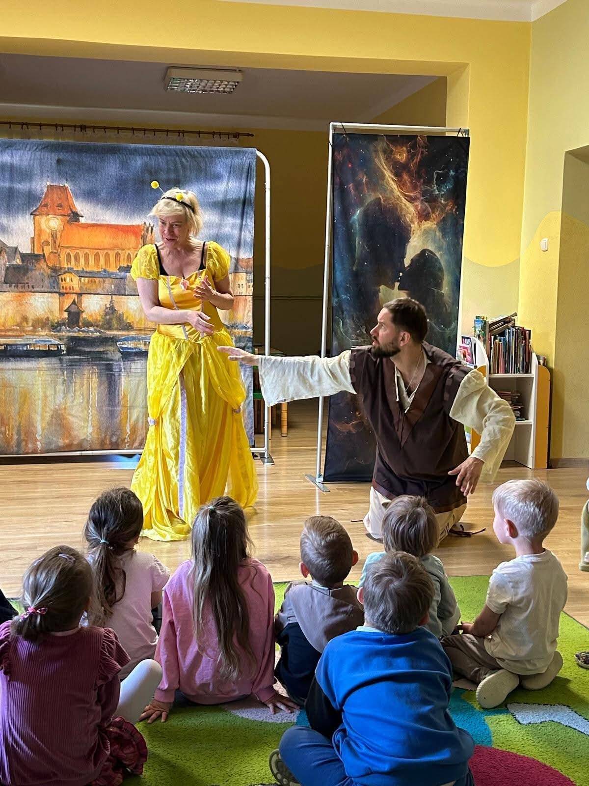 "Królowa Pszczół" Teatr Edukacji i Profilaktyki z Uśmiechem 